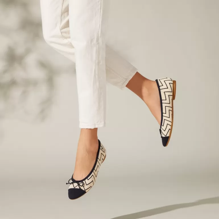 VIVAIA Tiana | Almond-Toe Bow Flats (Tiana), Cream Ivory, EU41.5 |