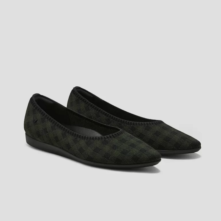 VIVAIA Walker | Aria Walker Lightweight Pointed-Ballet Flats In |