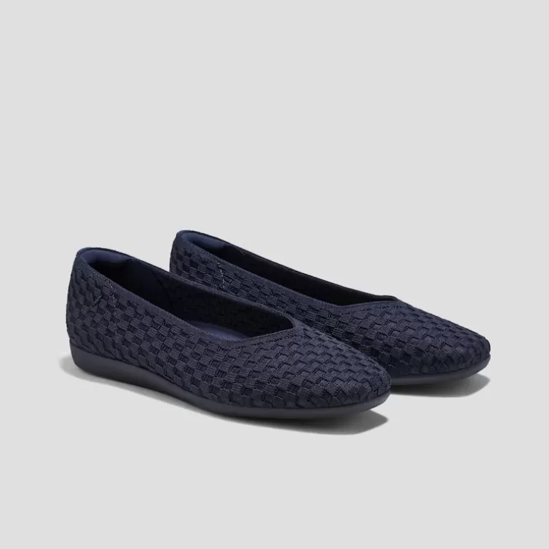 VIVAIA Walker | Margot Walker Lightweight Square-Toe V-Cut Flats In Navy |